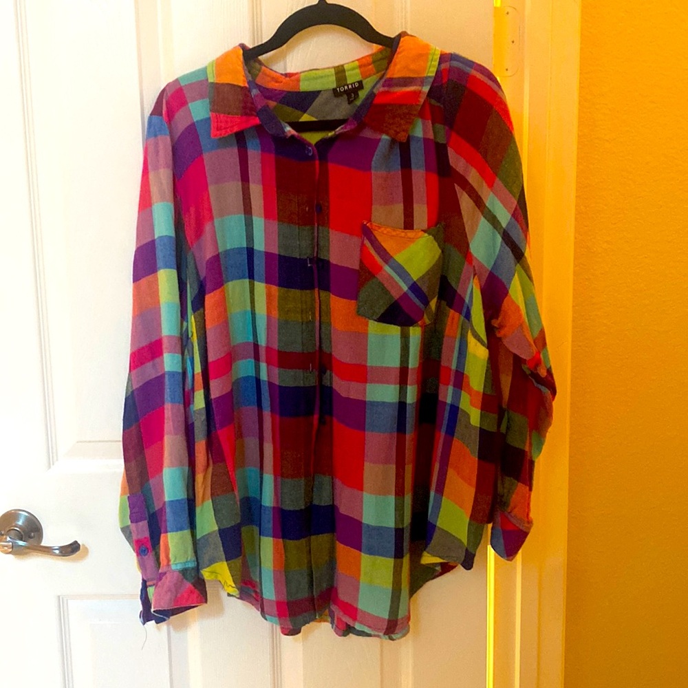 Torrid flannel multi color button up size 3